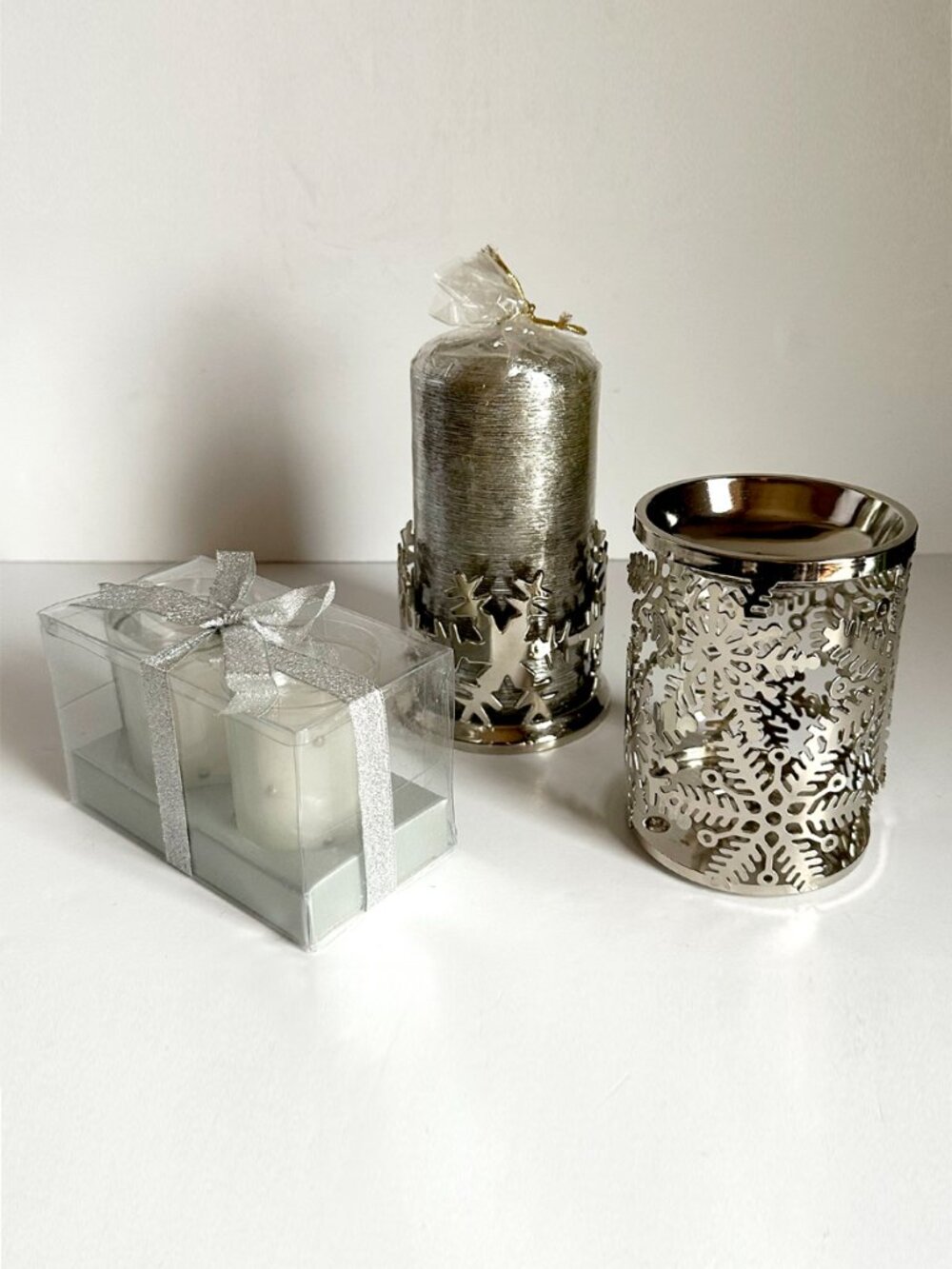 Silver Snowflake 5-Piece Candle Bundle: Votives, Oil Warmer, Pillar, Holder